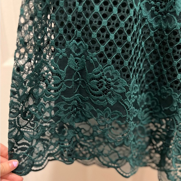 Donna Ricco Emerald Green Bodycon Lace Silhouette Sheath Dress with Slip, size 2 - Picture 6 of 6